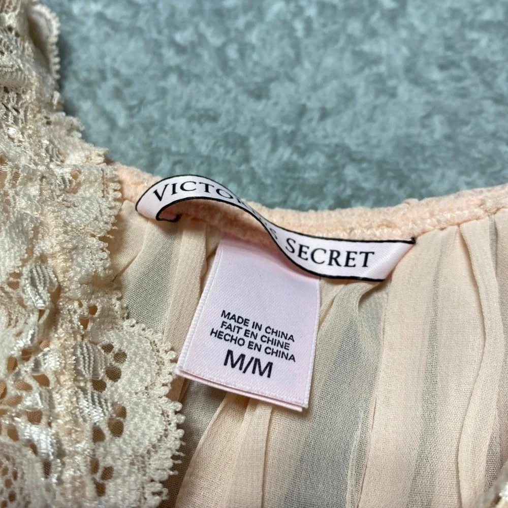 Victoria's Secret Womens M Babydoll Set Pleated Lace Peach 2pc Lingerie NWOT